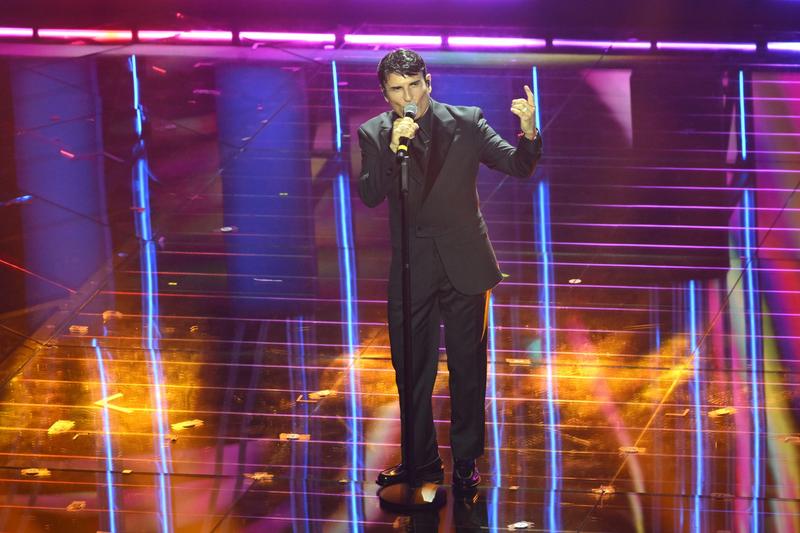 I Favoriti di Sanremo 2026, Sal Da Vinci vola sul podio e si candida alla vittoria