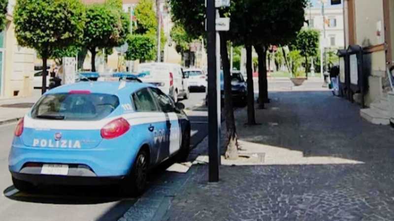 Disabile sequestrato in casa per ore per divertimento