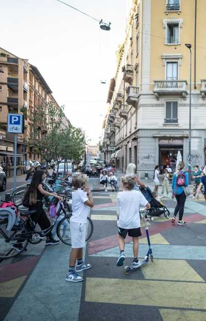 Domenica 21 settembre torna il No parking day a Milano: sette vie chiuse al traffico, ecco quali