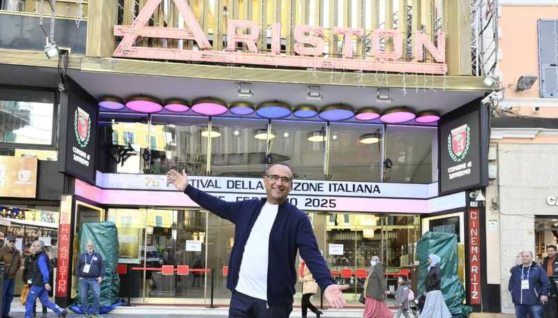 Festival di Sanremo, accordo con la Rai fino al 2028: possibile addio all’Ariston