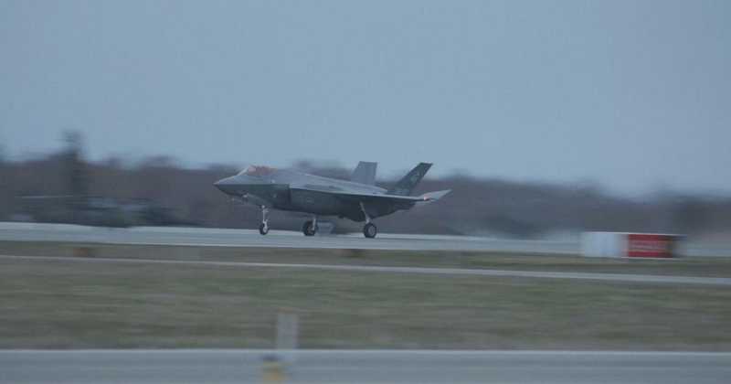 Jet russi violano spazio aereo dell'Estonia, Mosca nega. Trump: "Un grosso problema"