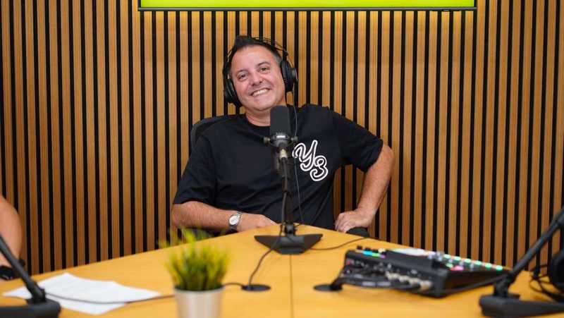 Totò Riina, il figlio ospite a un podcast scatena la polemica: “Non era violento”