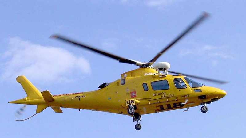 Bambino di 5 anni investito in bici da un’Ape in Sardegna: è gravissimo