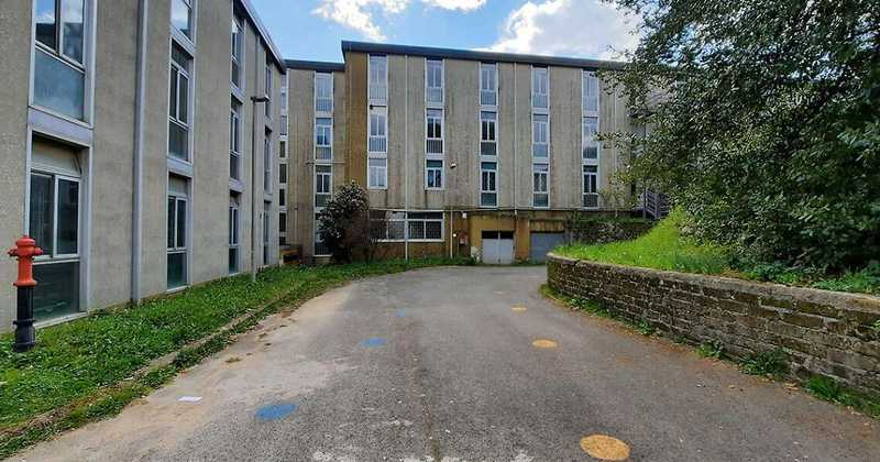 Sviene in classe e la prof non interviene, soccorsi attivati solo dopo 20 minuti