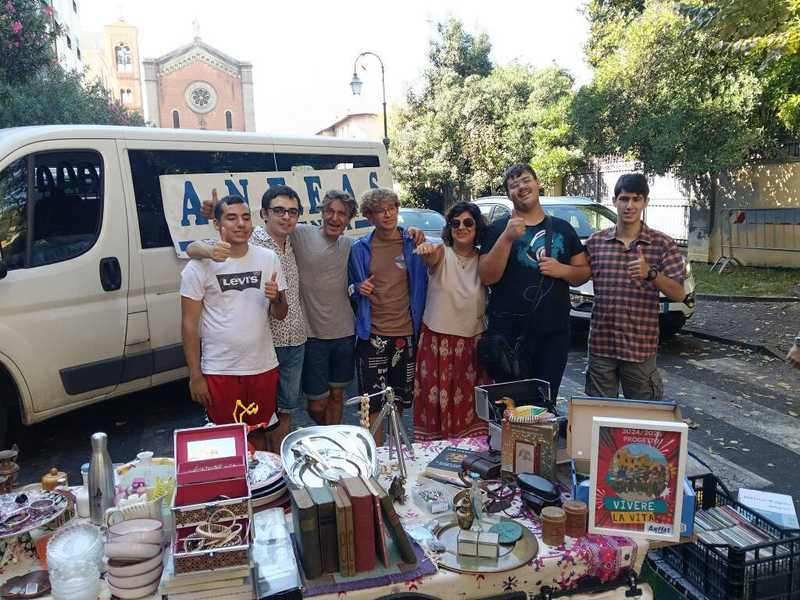 Un banchetto per continuare a sognare: Anffas ai mercatini rionali per “autofinanziare i progetti per la disabilità”