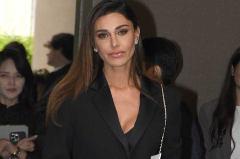 Belen Rodriguez compie 41 anni: al compleanno c’è Cecilia ma spicca un’assenza illustre