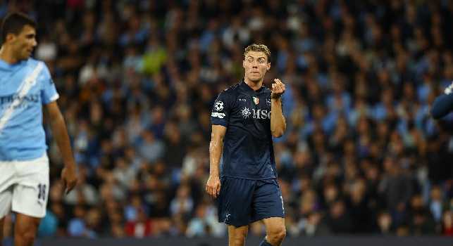 Il Mattino - Ecco come Hojlund si sta preparando per Napoli-Pisa: cena alle 18, tanto riposo, crioterapia e alimentazione controllata