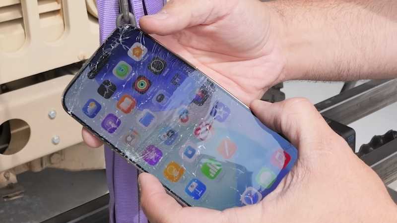 Il più "fragile" dei nuovi iPhone non è quello che tutti pensavano