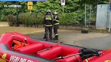 Maltempo, il Seveso rompe l'argine a Paderno Dugnano