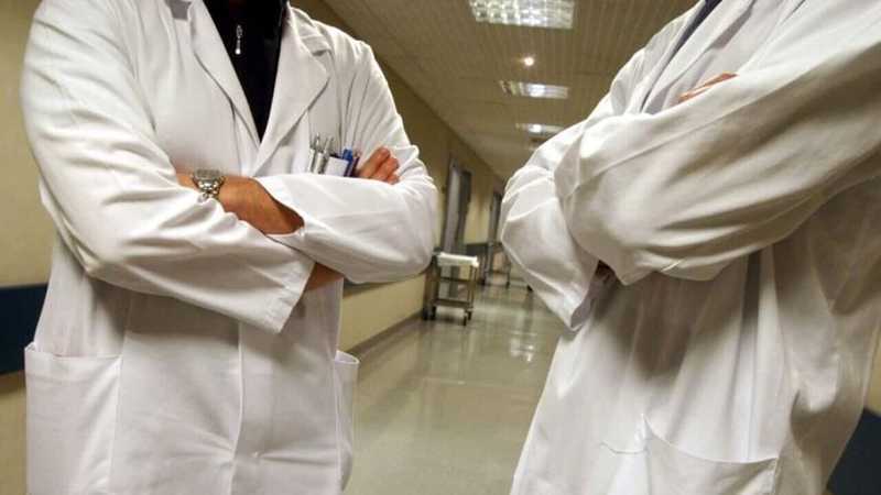 Medici, il Tar Lombardia ferma scorciatoie sui titoli esteri: "Anche in Sicilia serve verifica delle competenze"