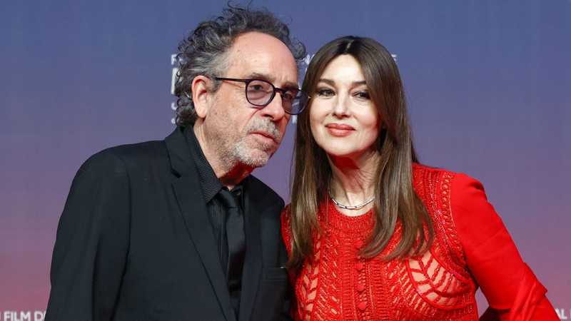 Monica Bellucci, le prime parole dopo la rottura con Tim Burton: «Finché avrò vita lui avrà sempre un posto unico nel mio cuore»