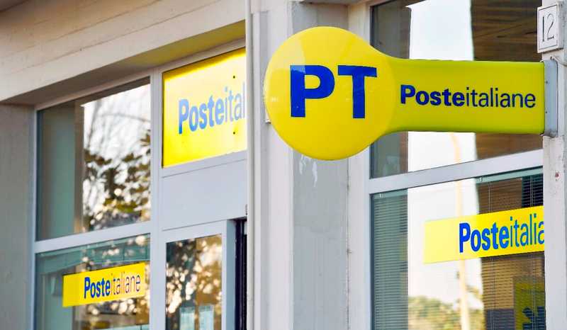 Poste: al via i lavori del progetto “polis” nell’ufficio postale di Riace