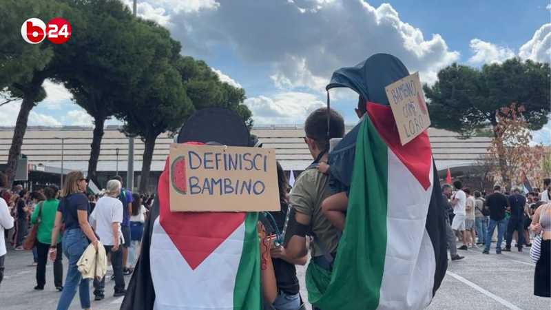 ROMA, GIOVANI E ANZIANI SCIOPERANO PER GAZA