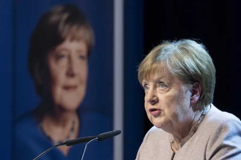 Angela Merkel punta il dito contro Polonia e Stati baltici per la crisi ucraina
