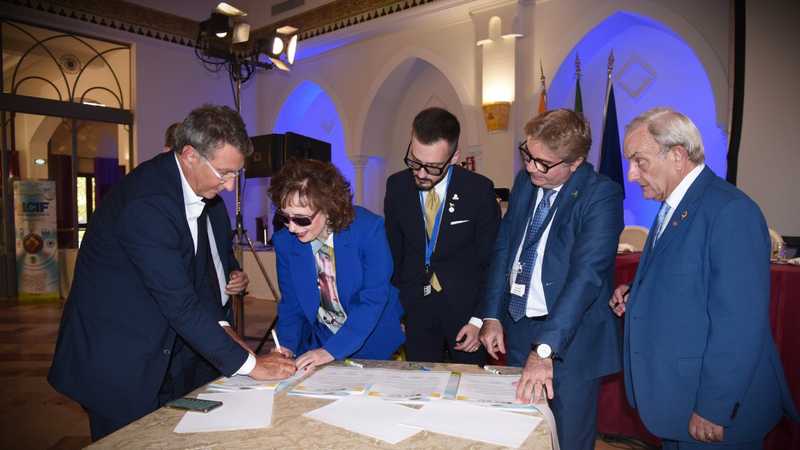 UICI, Lions e Centro Helen Keller: un protocollo d’intesa per il bastone elettronico BEL