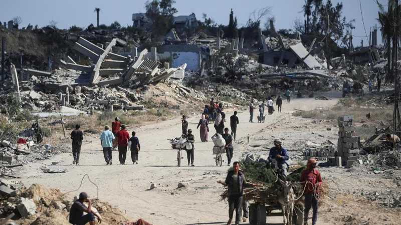 Hamas non restituisce i corpi degli ostaggi. Israele chiude il valico di Rafah e taglia gli aiuti