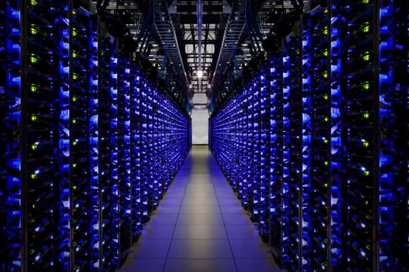 Il più grande data center fuori gli Usa. Google riavvicina America e India