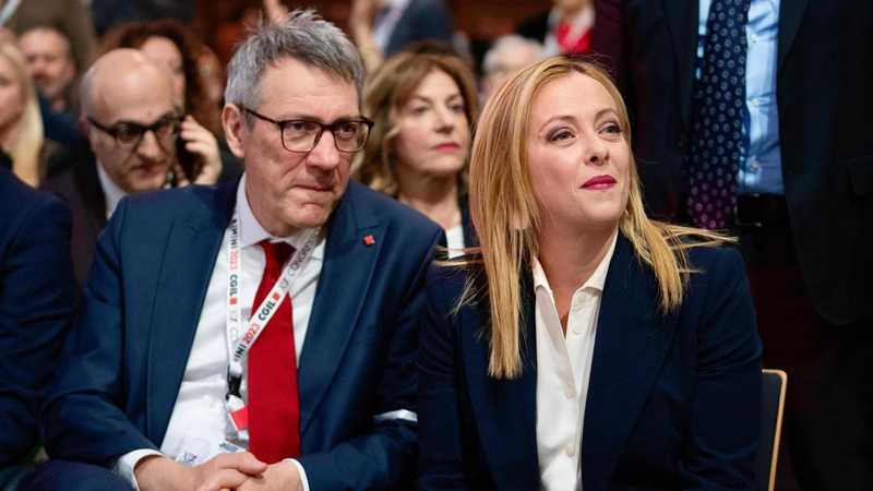 Meloni contro Landini: “Mi ha definito cortigiana, sinistra per criticarmi mi dà della prostituta