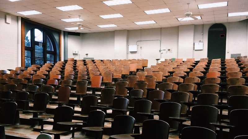 Tasse universitarie fuori norma in nove atenei italiani: un confronto sulle università che fanno pagare troppo