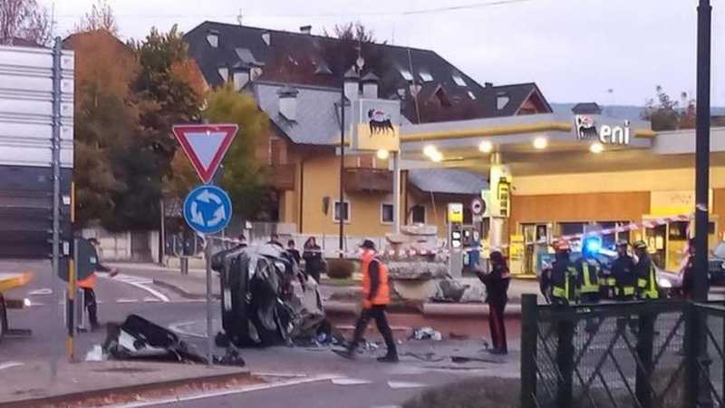 Asiago, scontro nella notte: muoiono tre ventenni
