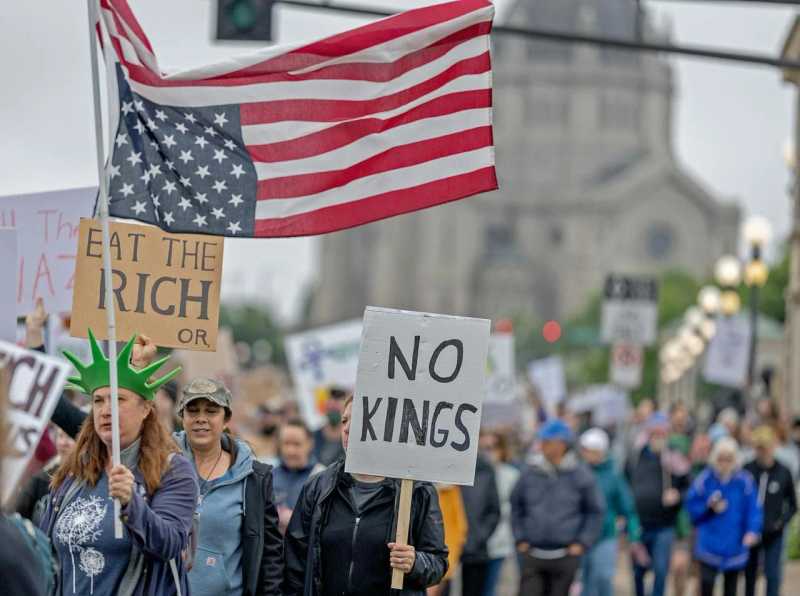 Milioni in piazza contro Trump: le proteste No Kings cambiano la storia