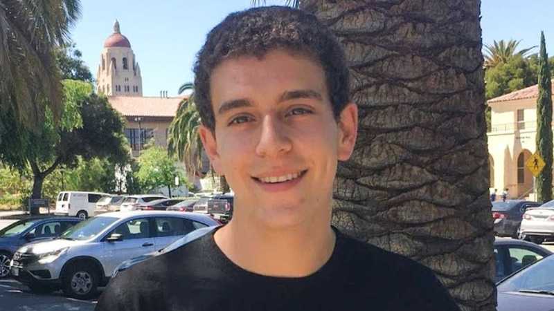 Giallo sulla morte dello scacchista Daniel Naroditsky, il prodigio americano morto a 29 anni