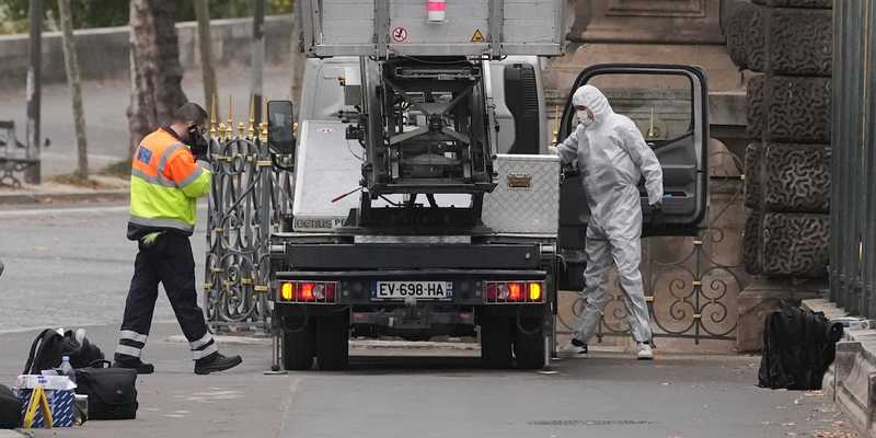 Furto al Louvre: aggiornamenti sulle indagini in corso