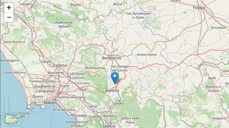 Terremoto 4.0, paura e gente in strada in Irpinia