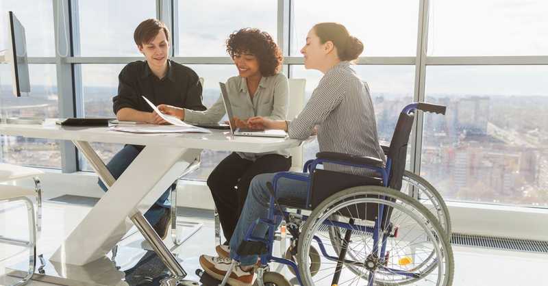 Imprese europee verso il 2025: accessibilità obbligatoria per servizi inclusivi