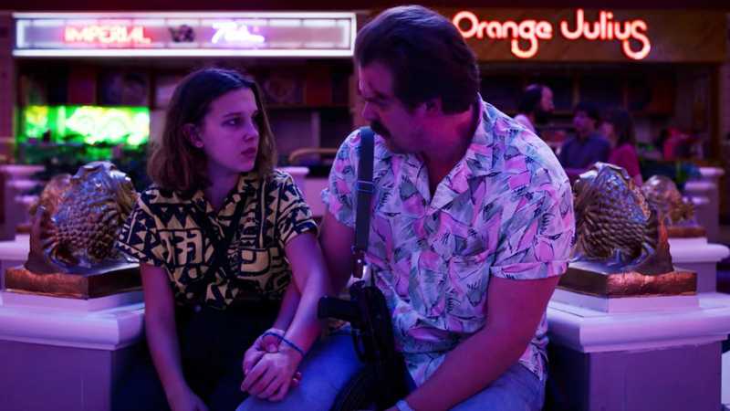 Millie Bobby Brown accusa David Harbour
