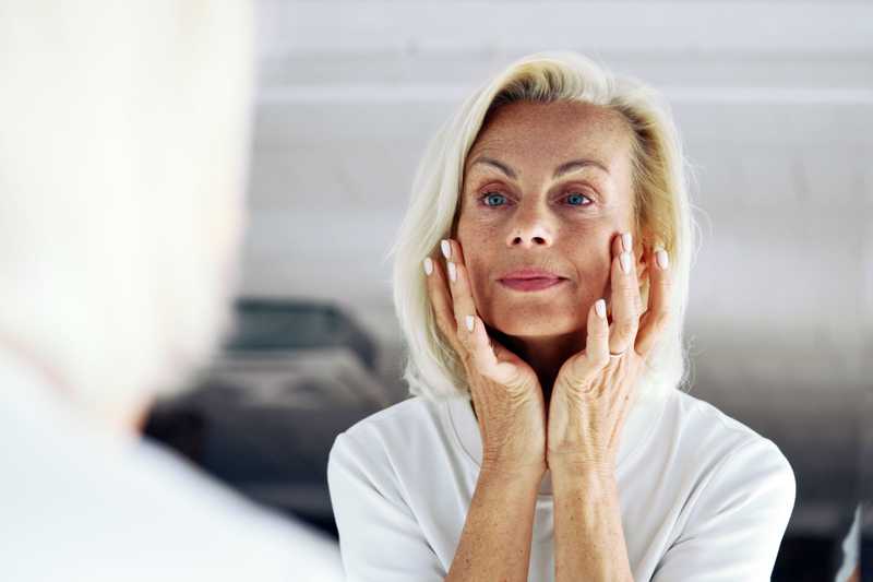 Possiamo davvero eliminare le cellule zombie che ci invecchiano?