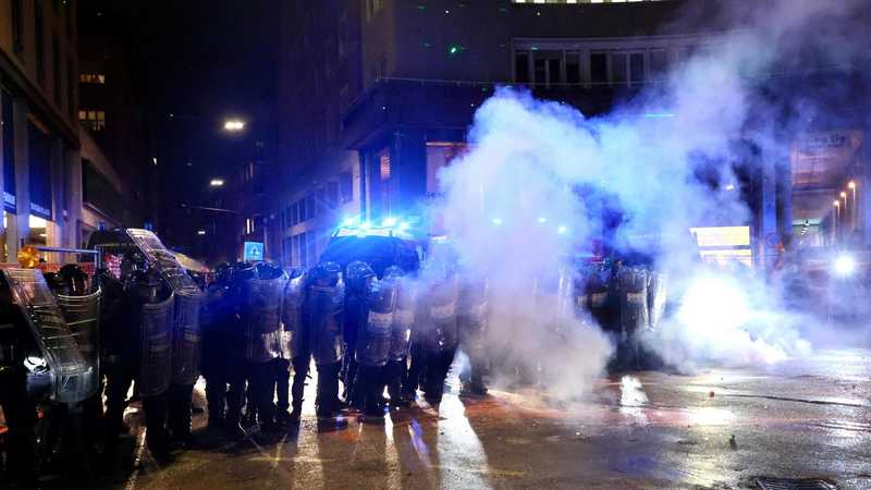 Guerriglia a Bologna: Scontri e Tensione Prima di Virtus-Maccabi