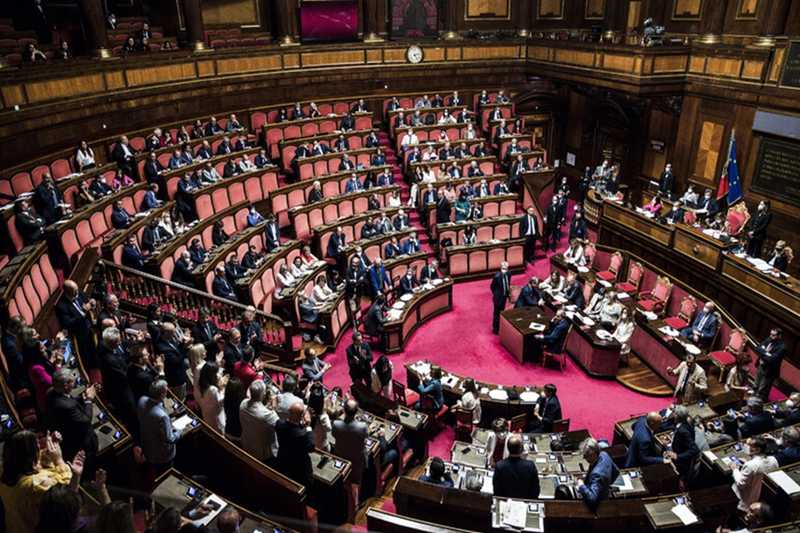 Manovra, Quirinale e Garofani: la politica infuocata