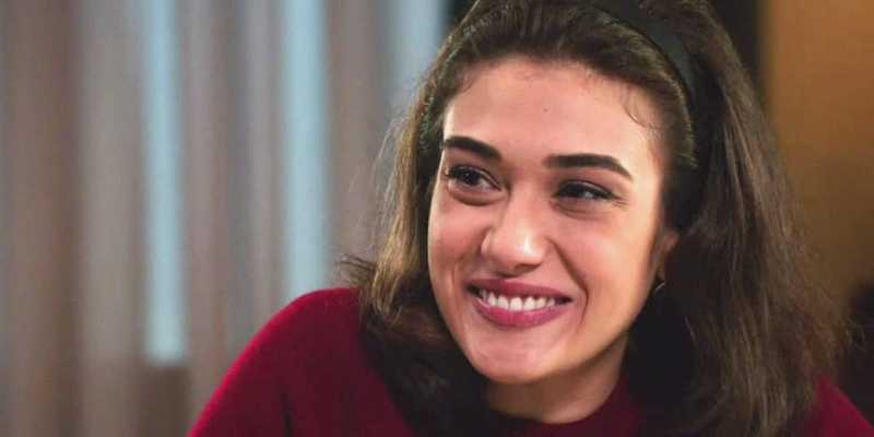 Rosa Spiega: Matrimonio in Vista al Paradiso