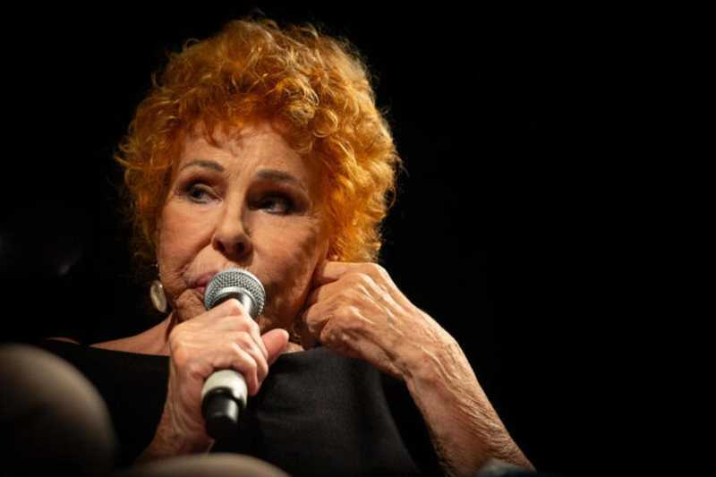 Addio a Ornella Vanoni, voce iconica della musica italiana