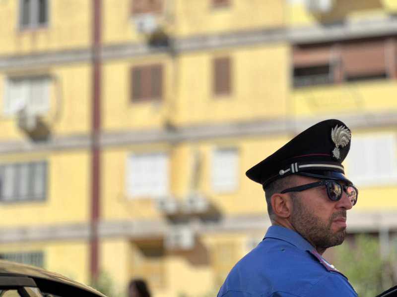 Napoli: Giovane Ucciso in Auto, Mistero all'Arenaccia
