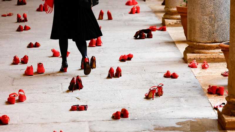 25 Novembre: Massini, la lingua italiana riflette il patriarcato