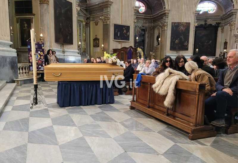 Loano piange Honorè Vernetti: folla ai funerali