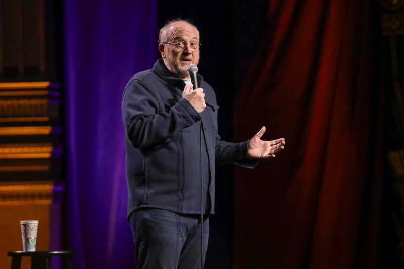 Louis C.K. bacia l'ex di Philip Seymour Hoffman