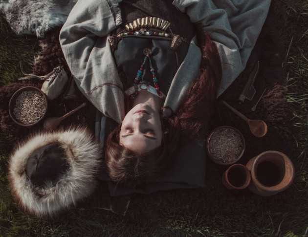 L'enigma sepolcrale: il mistero della donna vichinga