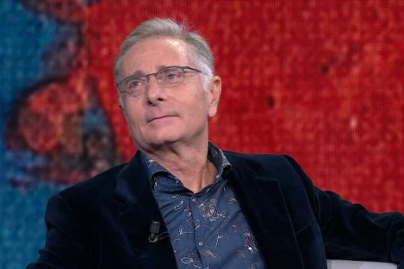 Bonolis riaccende Canale 5: Prima Serata all'insegna della Musica
