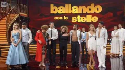 Ballando con le Stelle: Semifinale Incandescente e Ospite a Sorpresa