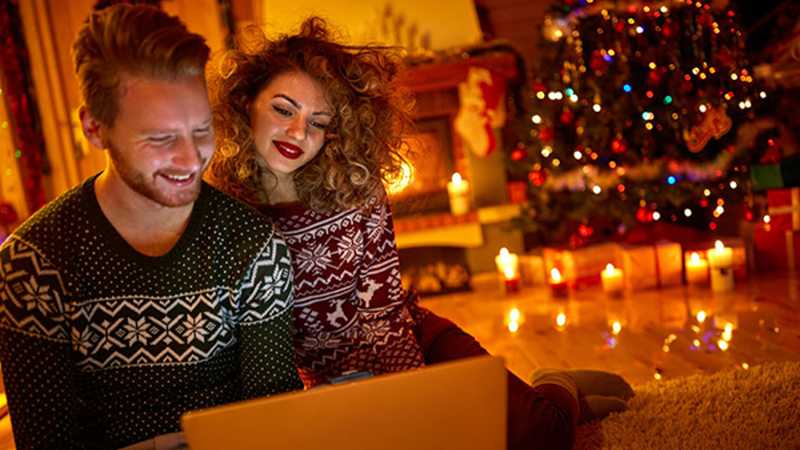 Regali di Natale online: 6 vantaggi innegabili