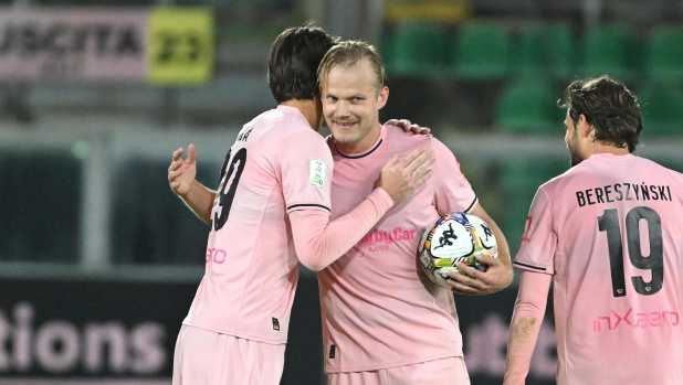 Serie B: Pohjanpalo brilla, Bari sprofonda nel baratro