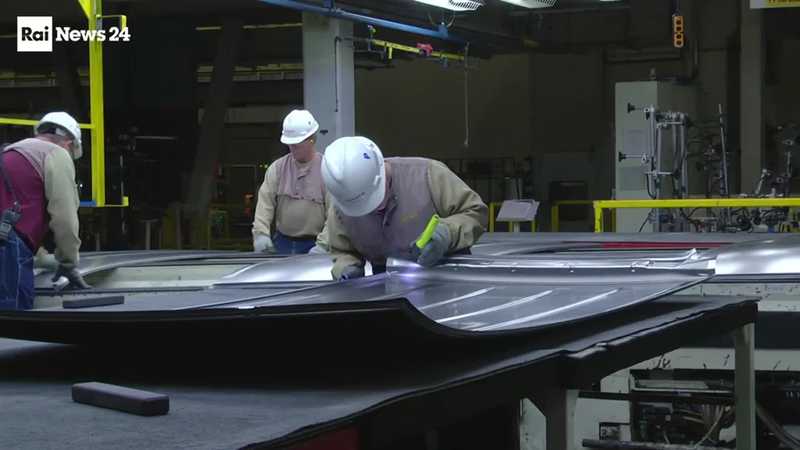 Economia Italiana: Crescita Sostenibile e Sfide del Mercato Globale