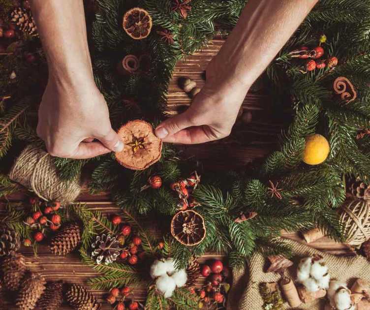 Natale 2025: Albero vero o plastica? Il trionfo del green