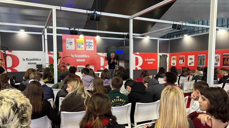 Più Libri Più Liberi: Tensioni e Dibattiti all'Arena Repubblica