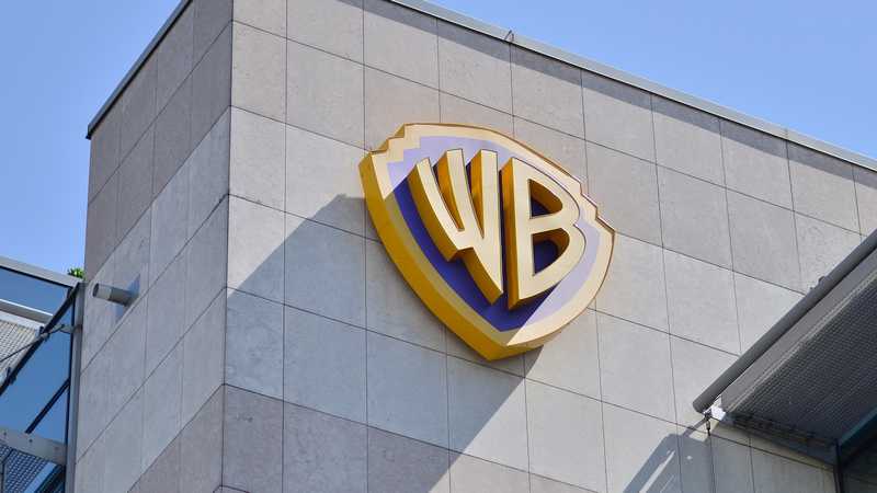 Netflix acquisisce Warner Bros per una cifra record