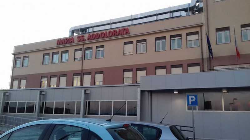 Scambio di salme all'ospedale: "Non è il nostro caro