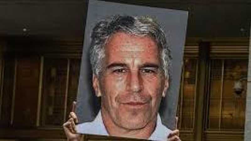 Epstein: Giudice ordina pubblicazione documenti, nomi a rischio